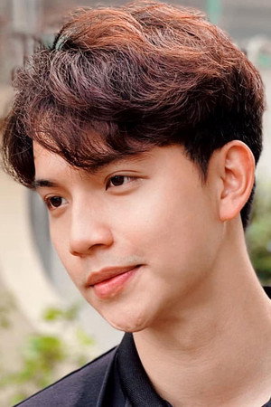 Trần Việt Hoàng
