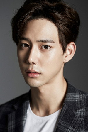 Jin Ju Hyung